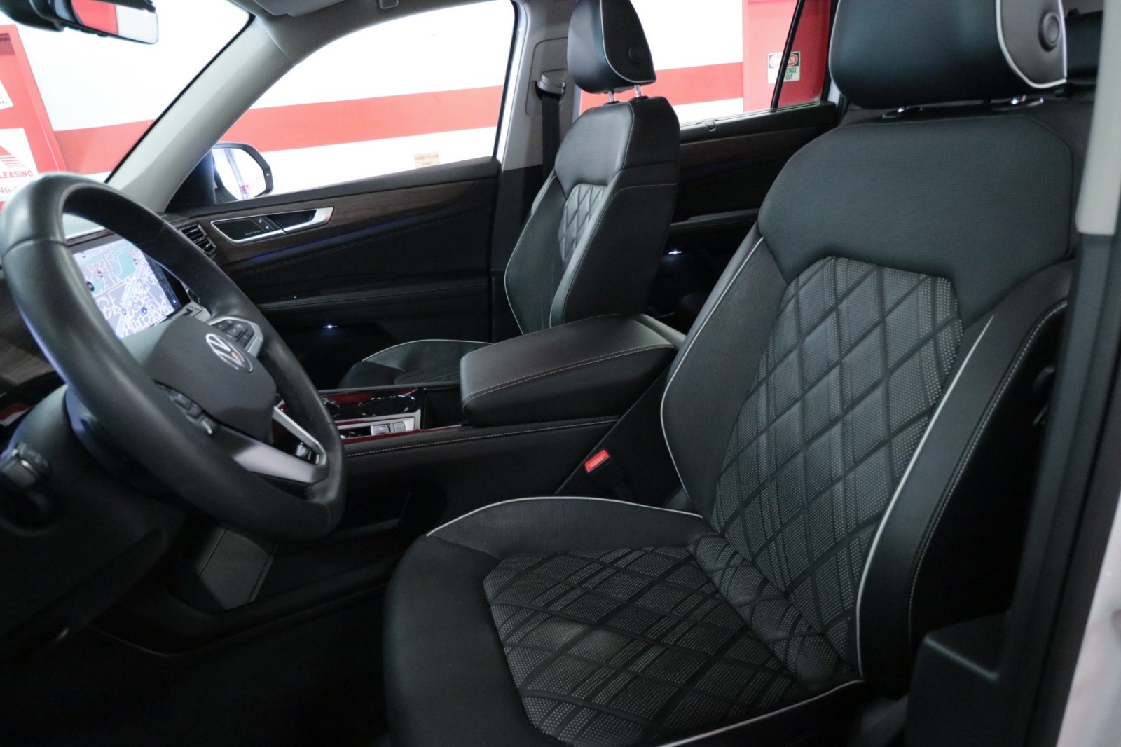 Used Car 2024 Volkswagen Atlas  2.0t Sel Premium R-line For Sale Under $40,000 In Austin, Texas