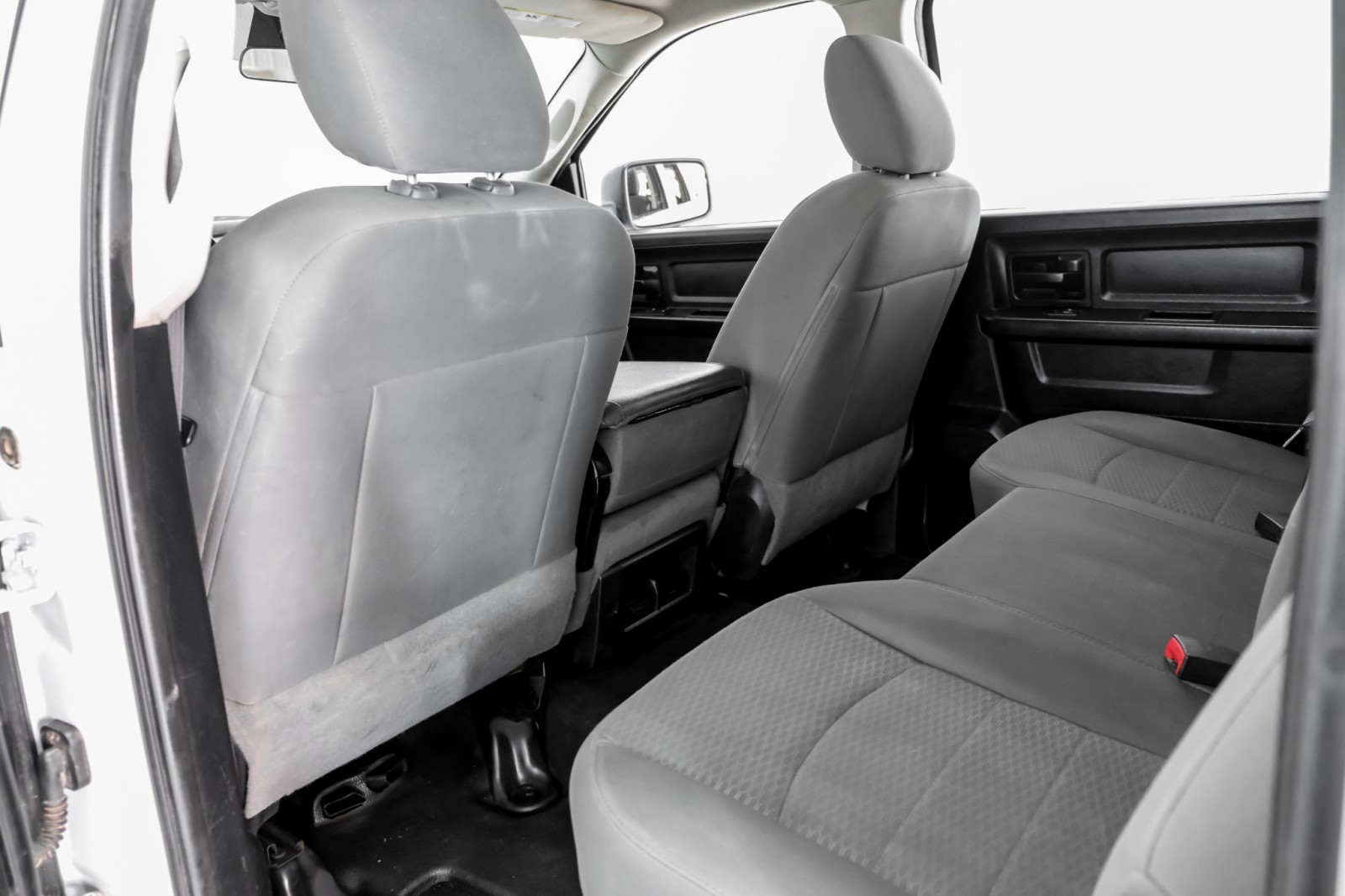 2015 Ram 1500 TRADESMAN CREW CAB 4WD AUTOMATIC CRUISE CONTROL TO 40