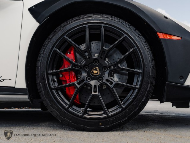 Lamborghini Huracan Sterrato