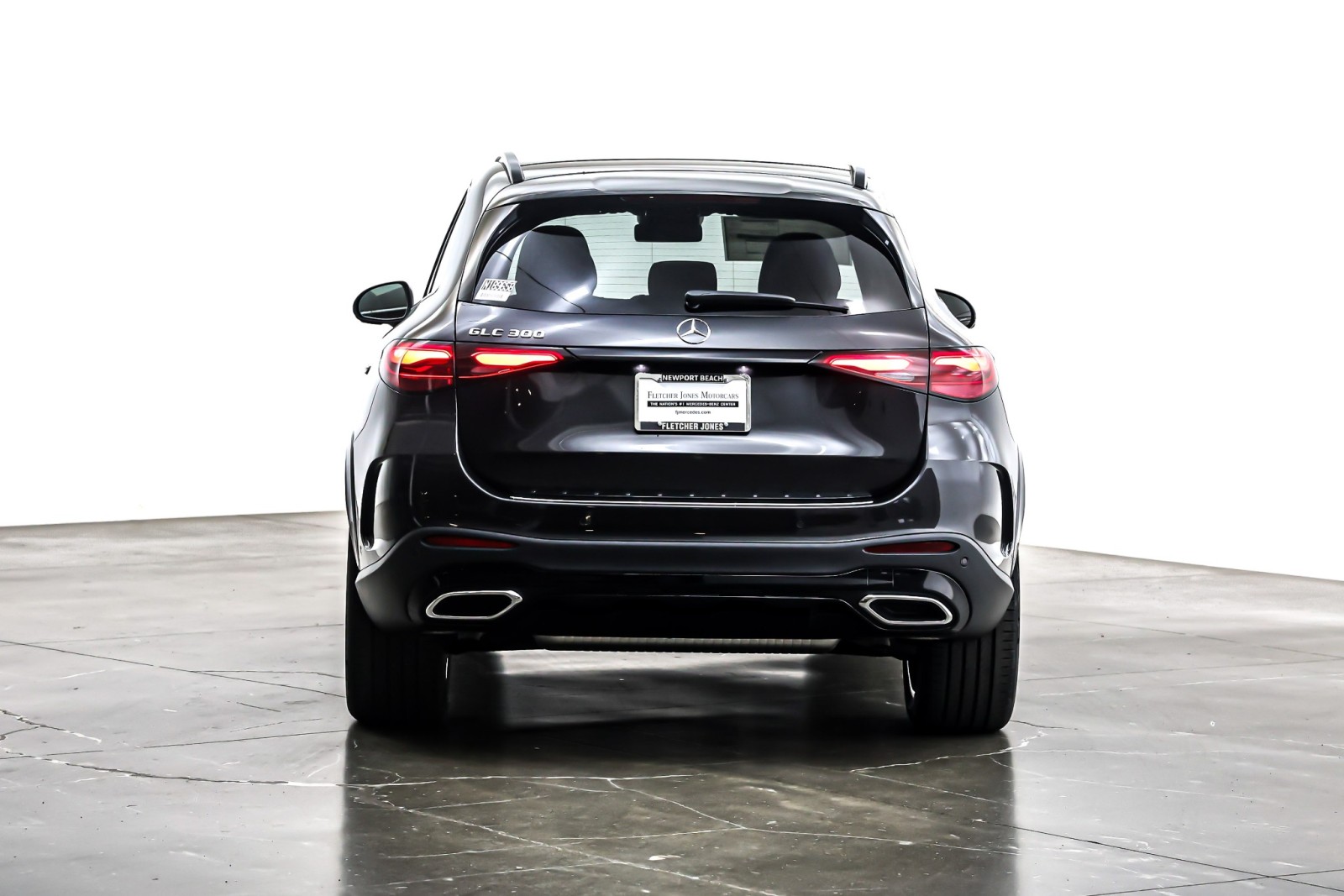 New 2026 Graphite Grey Metallic Mercedes-Benz GLC 300 image 3