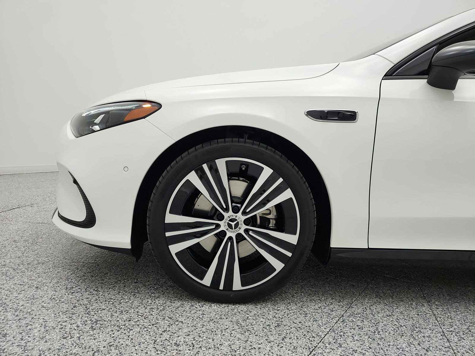New 2027 Polar White Mercedes-Benz CLA 250+ Electric RWD image 13