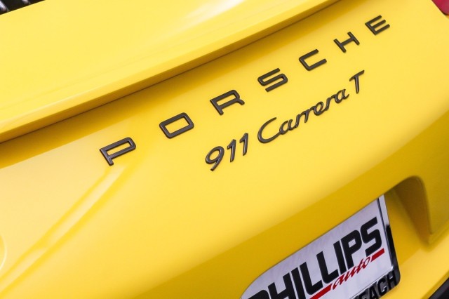 2018 Porsche 911 Carrera T 16