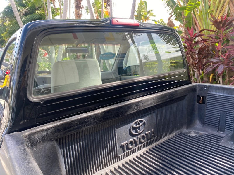 2002 Toyota Tacoma 1 OWNER AUTO AC 4 CYL in , 