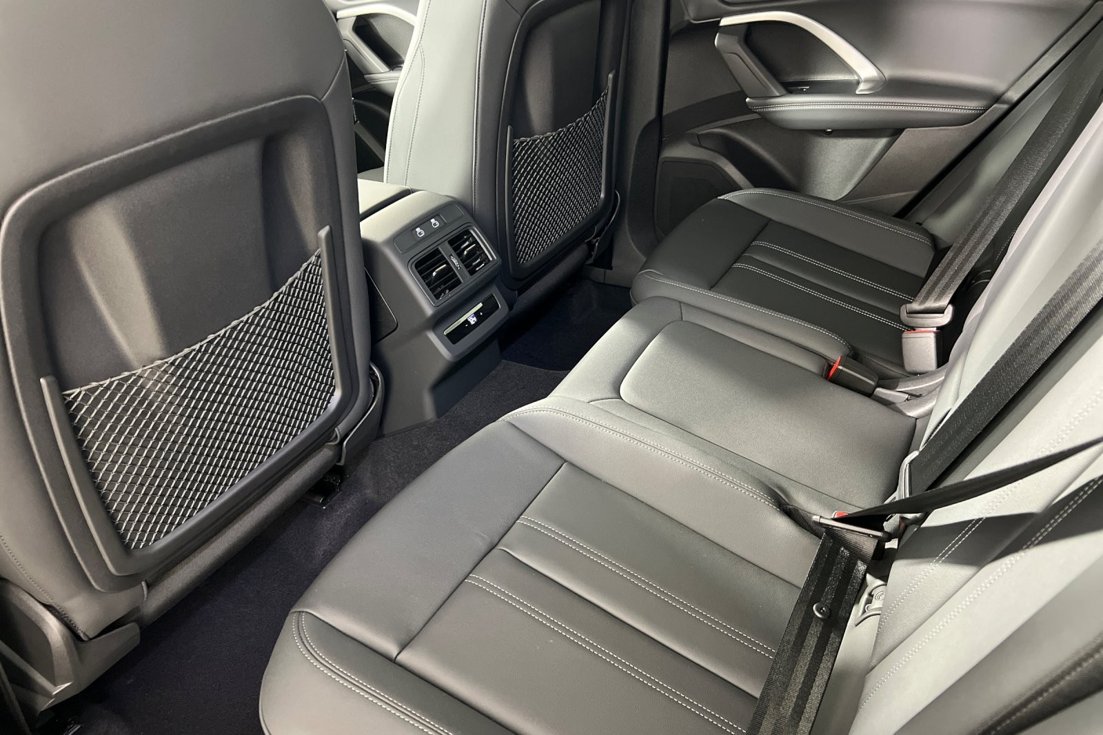 New 2025 Mythos Black Metallic Audi Premium Plus 2.0 TFSI quattro image 11