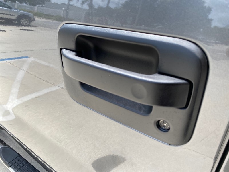 2010 Ford F-150 4 DR CREW XL LOW MILES 34,625 in , 