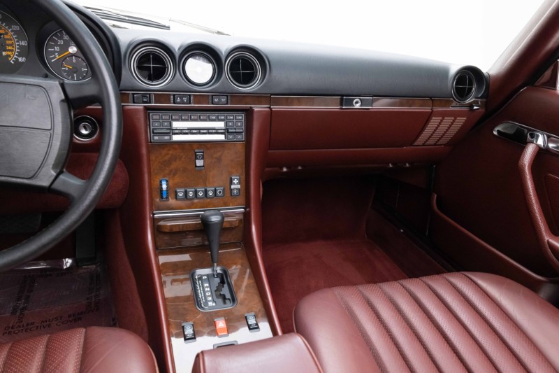 1989 Mercedes-Benz 560-Series 560 SL in ,