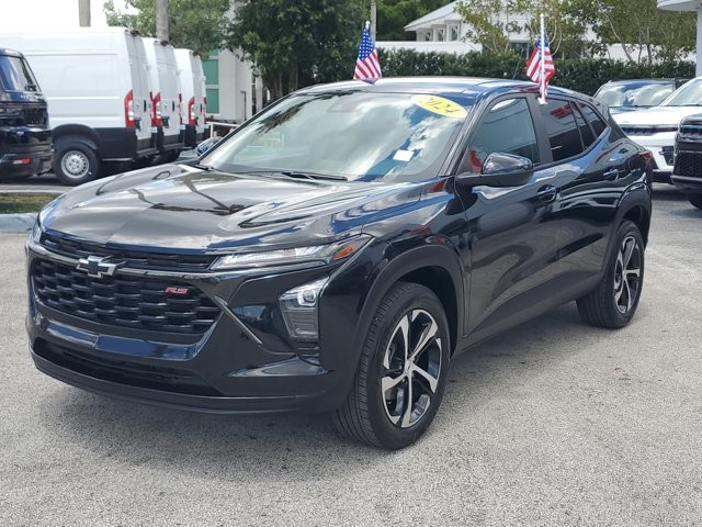 View vehicle photo 3