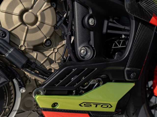 Ducati STREETFIGHTER