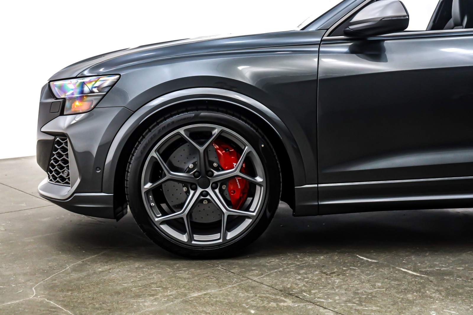 New 2026 Daytona Gray Pearl Effect Audi performance quattro image 10