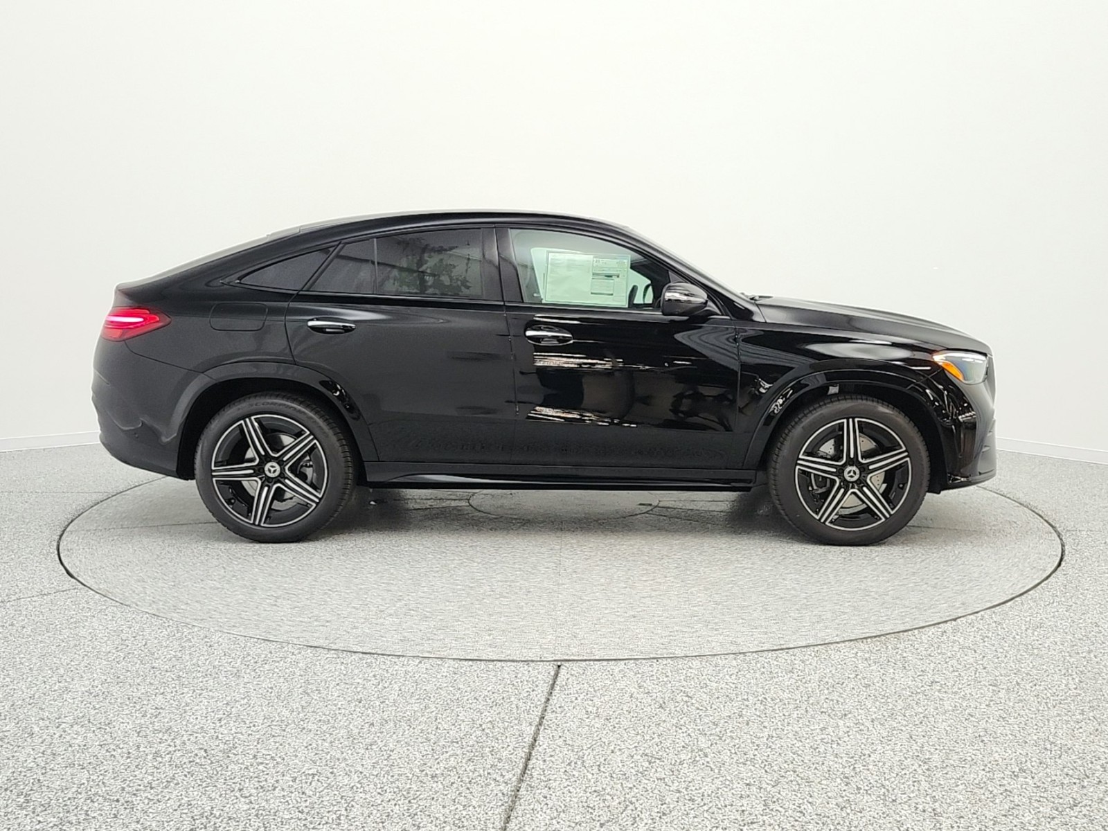New 2026 Black Mercedes-Benz GLE 450 image 4