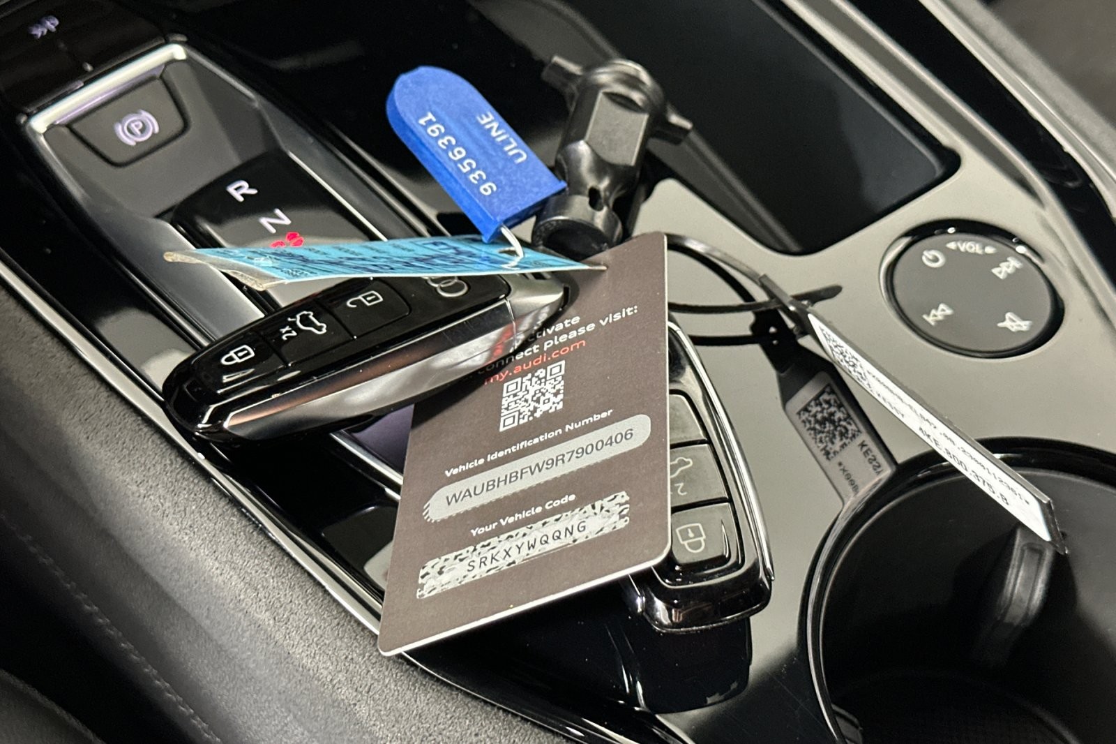 Certified Used 2024 Daytona Gray Pearl Effect Audi quattro image 23