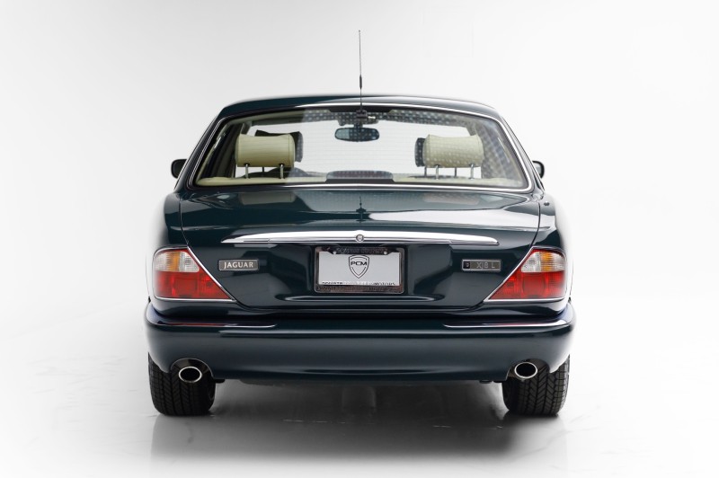 2000 Jaguar XJ8L L in , 