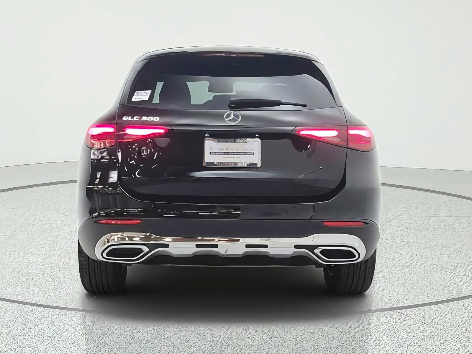 New 2026 Black Mercedes-Benz GLC 300 SUV image 6