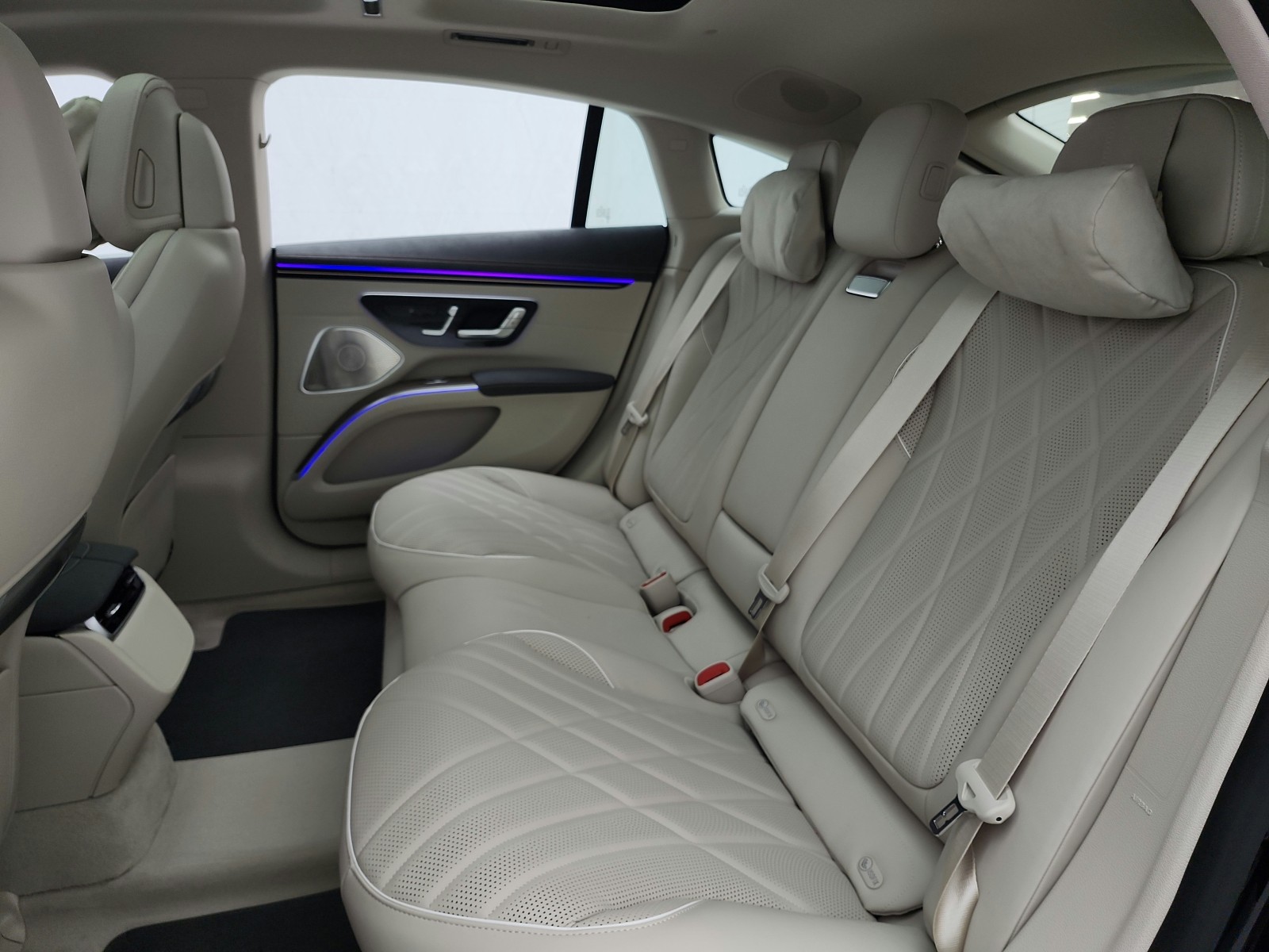 New 2026 Obsidian Black Metallic Mercedes-Benz EQS 450 image 11