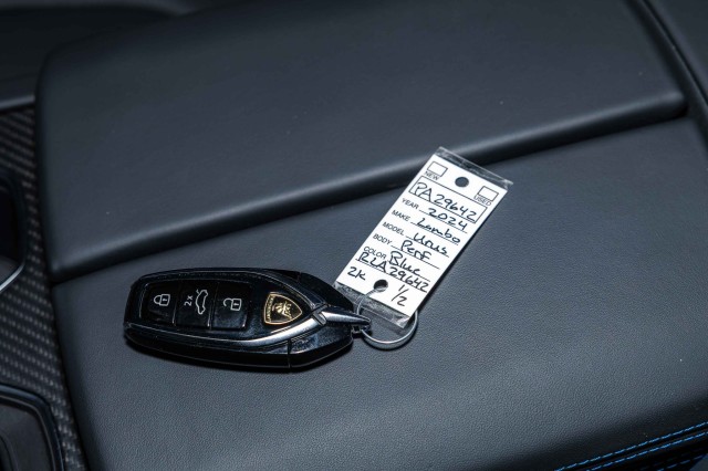 Used Car 2024 Lamborghini Urus  Performante For Sale Under $320,000 In Boerne, Texas