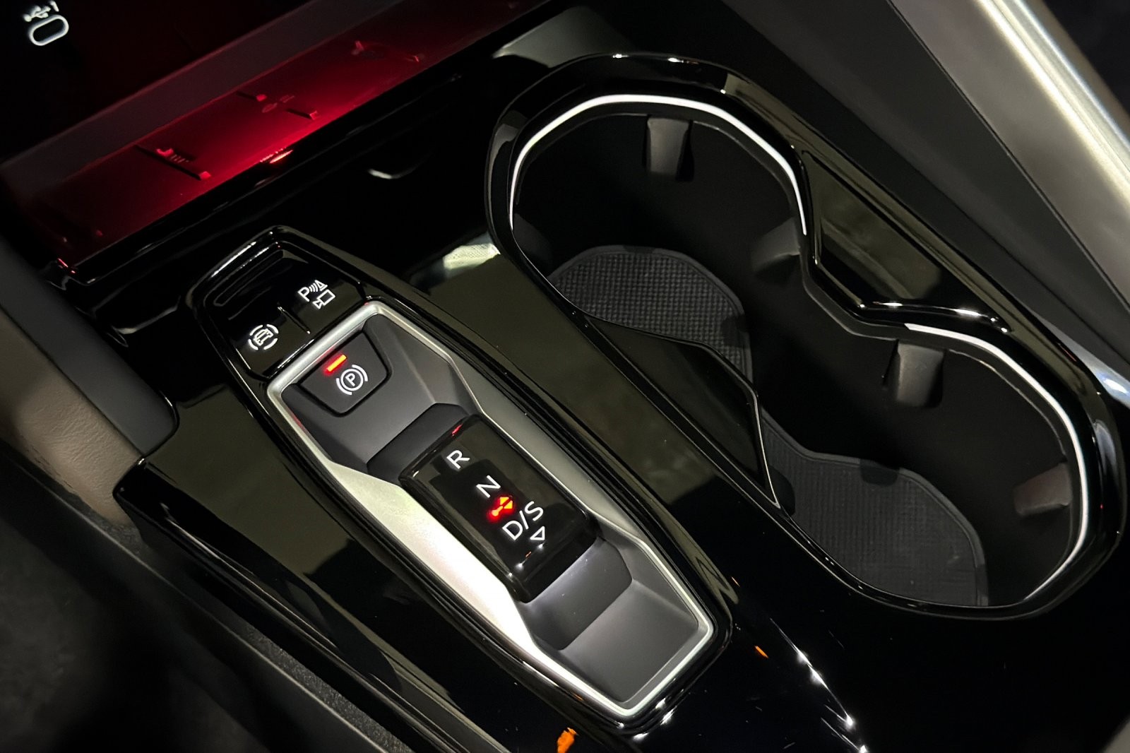 New 2026 Glacier White Metallic Audi Premium 2.0 TFSI quattro image 21