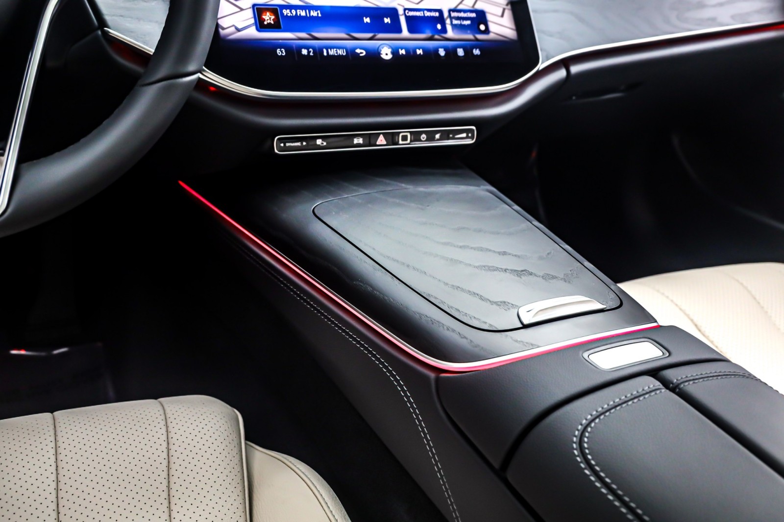 New 2026 MANUFAKTUR Patagonia Red Mercedes-Benz E 350 image 6