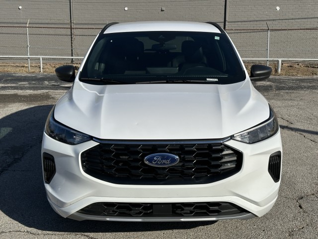 2023 Ford Escape ST-Line 8