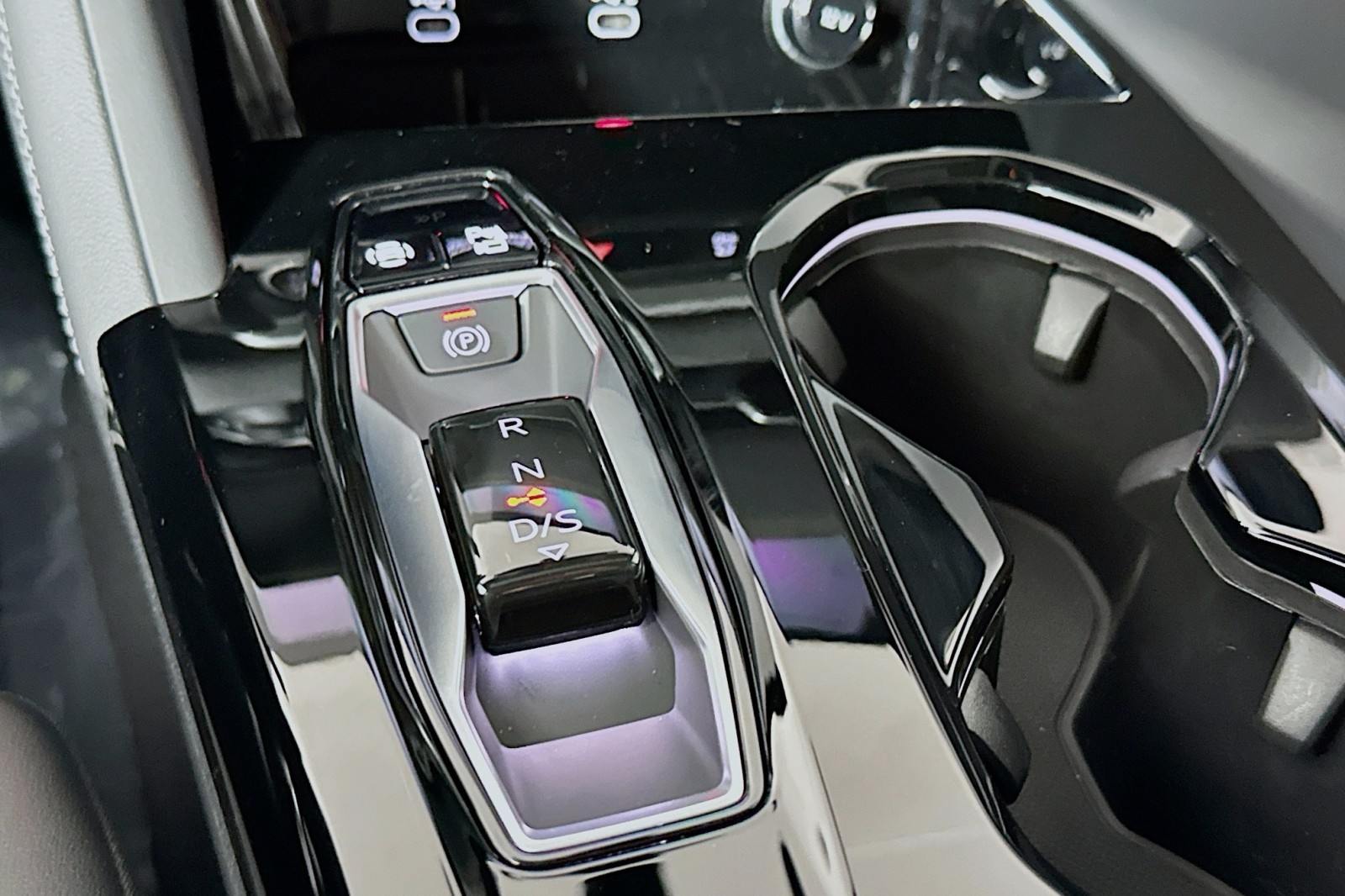 New 2026 Mythos Black Metallic Audi Premium image 7
