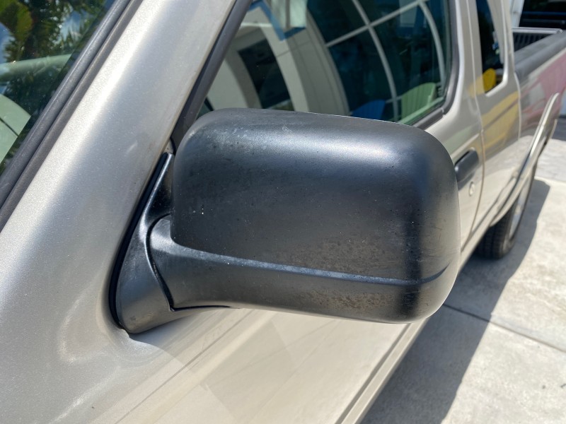 2004 Nissan Frontier 2WD XE LOW MILES 70,694 PU in , 