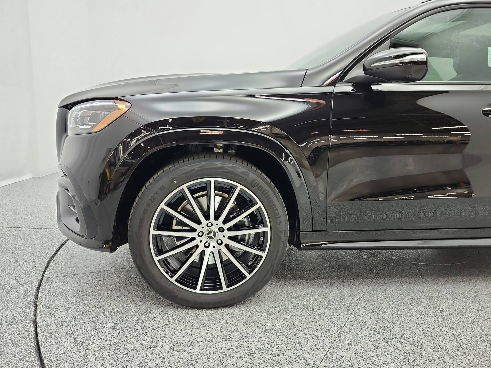 New 2026 Obsidian Black Metallic Mercedes-Benz GLS 450 4MATIC® SUV image 15