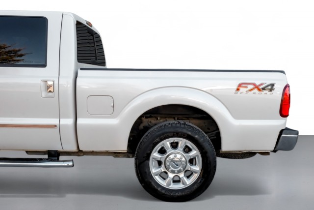 2016 Ford F-250 Platinum 13