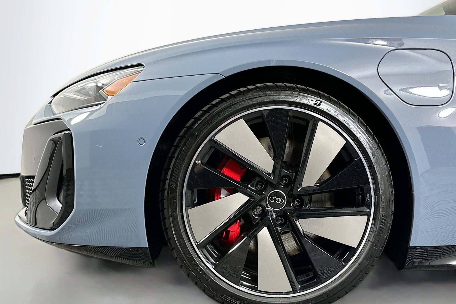 New 2026 Kemora Gray Metallic Audi Premium Plus image 11