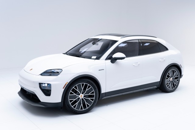 2025  Macan Electric in , 