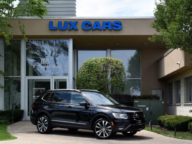 2020 Volkswagen Tiguan One Owner Heated Front Seats Side Steps Rear Camera Blind Spot MSRP $35,785 1