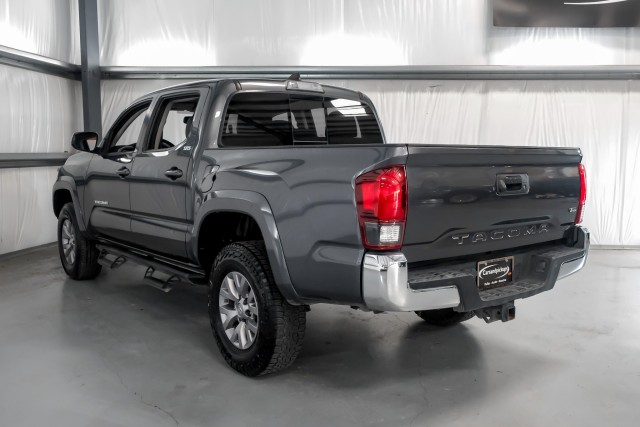 2019 Toyota Tacoma 2WD SR5 10