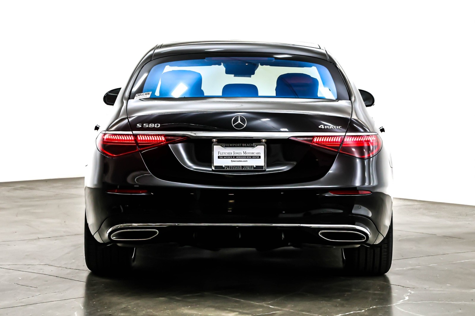 New 2026 Obsidian Black Metallic Mercedes-Benz S 580 4MATIC® Sedan image 3
