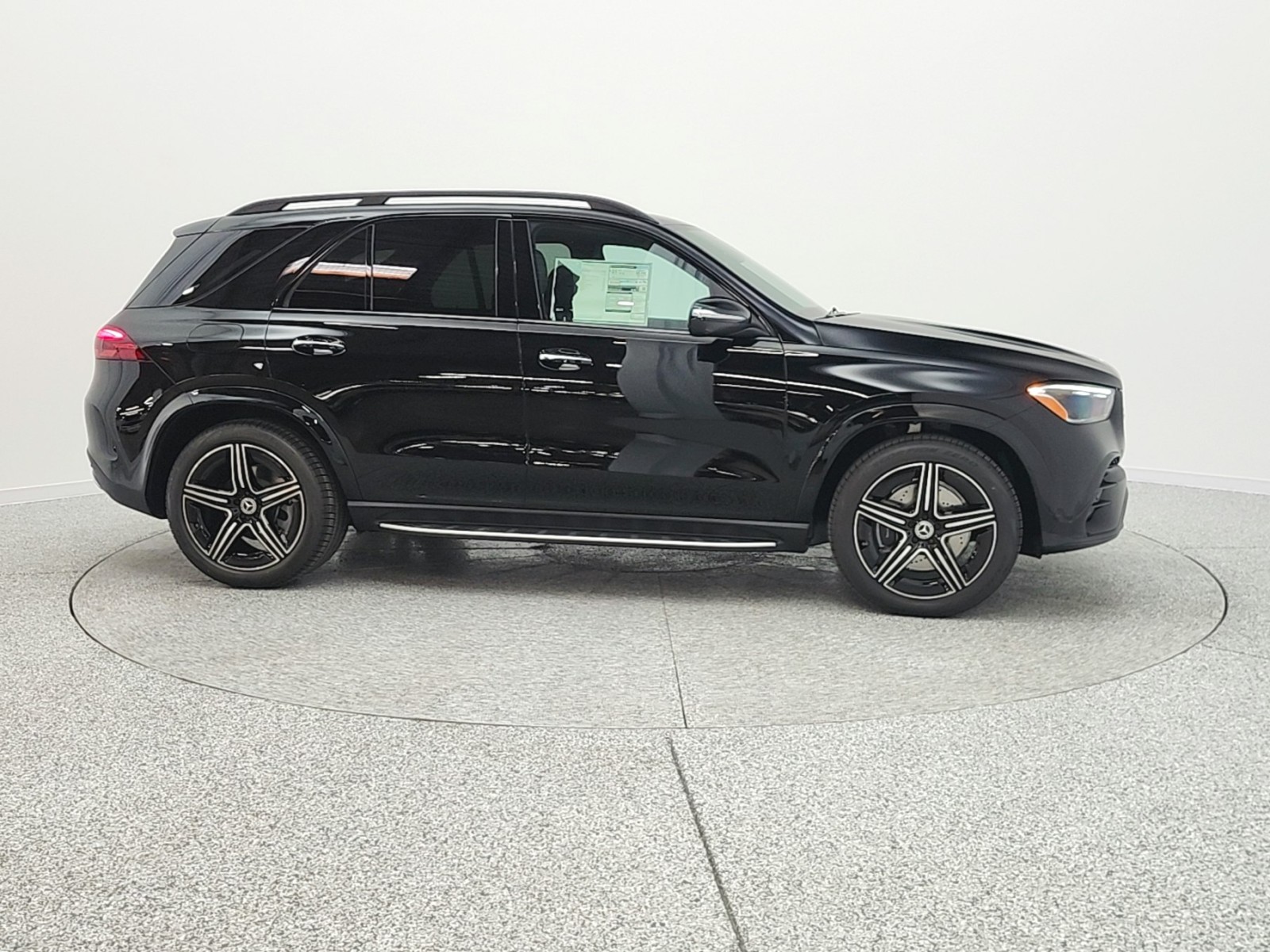 New 2026 Black Mercedes-Benz GLE 450 image 4