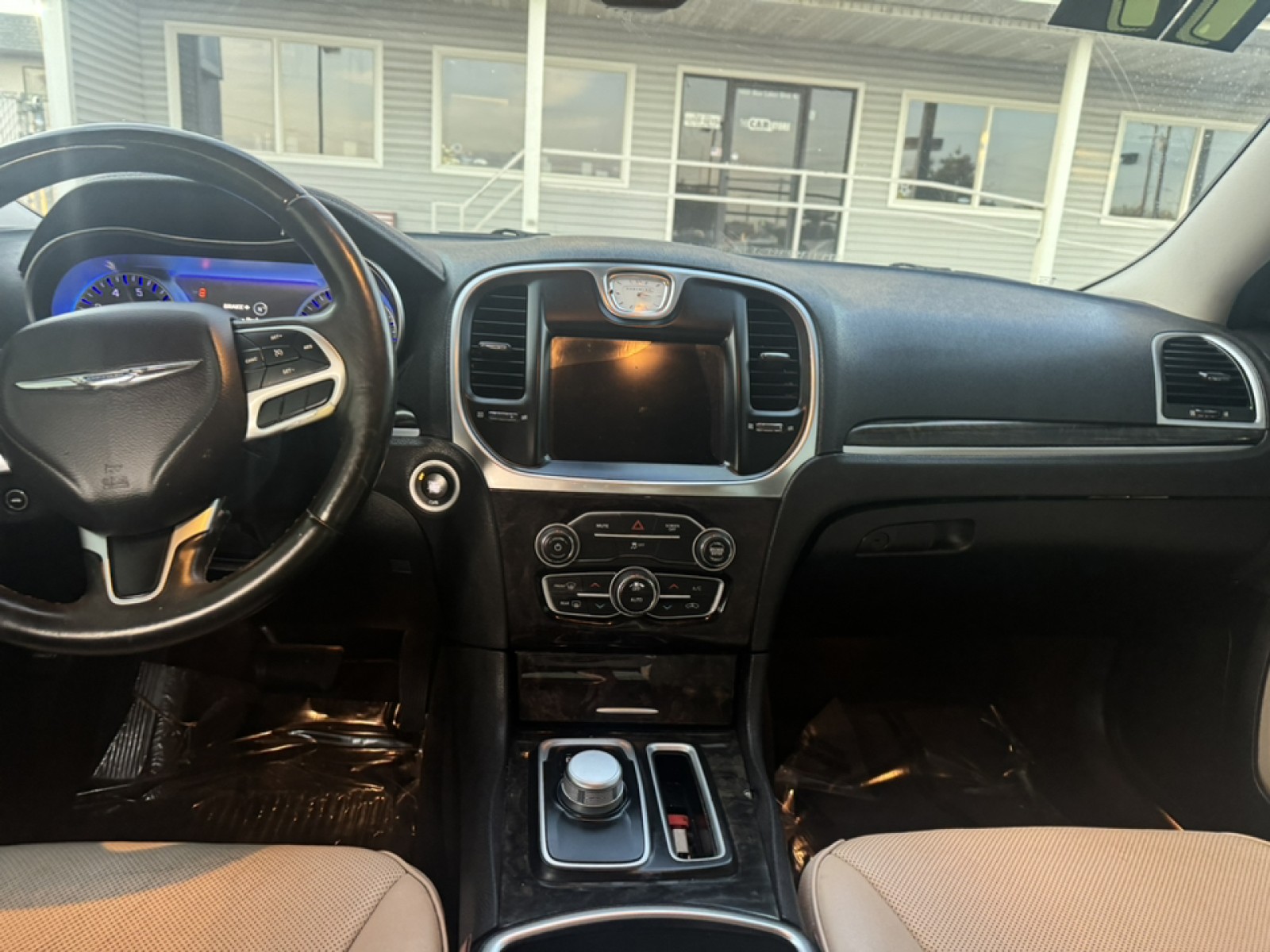 2017 Chrysler 300 300C 8