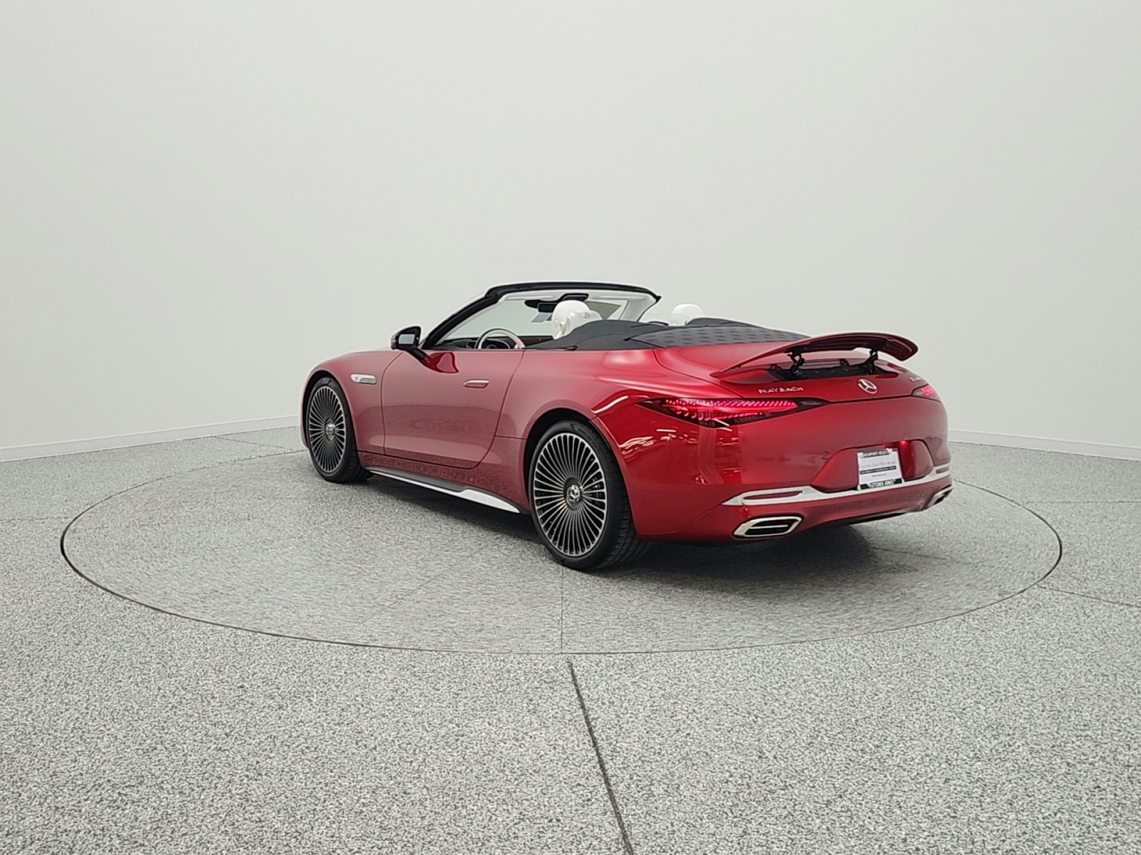 New 2026 MANUFAKTUR Garnet Red Metallic (Red Ambiance) Mercedes-Benz Maybach SL 680 Monogram Series image 8