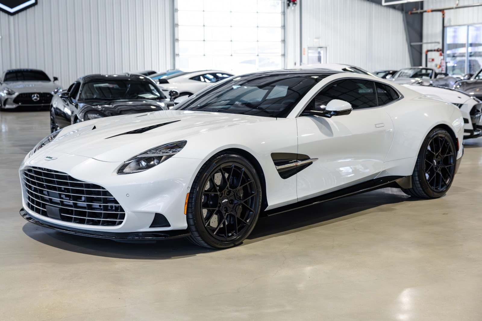 Used Car 2025 Aston Martin Vanquish  For Sale Under $420,000 In Boerne, Texas