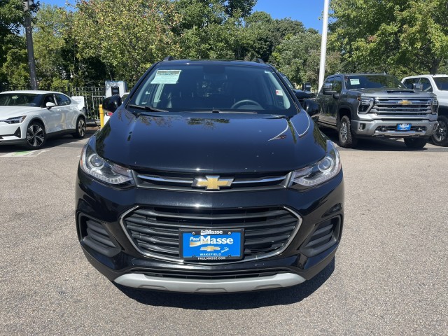 2022 Chevrolet Trax LT 2