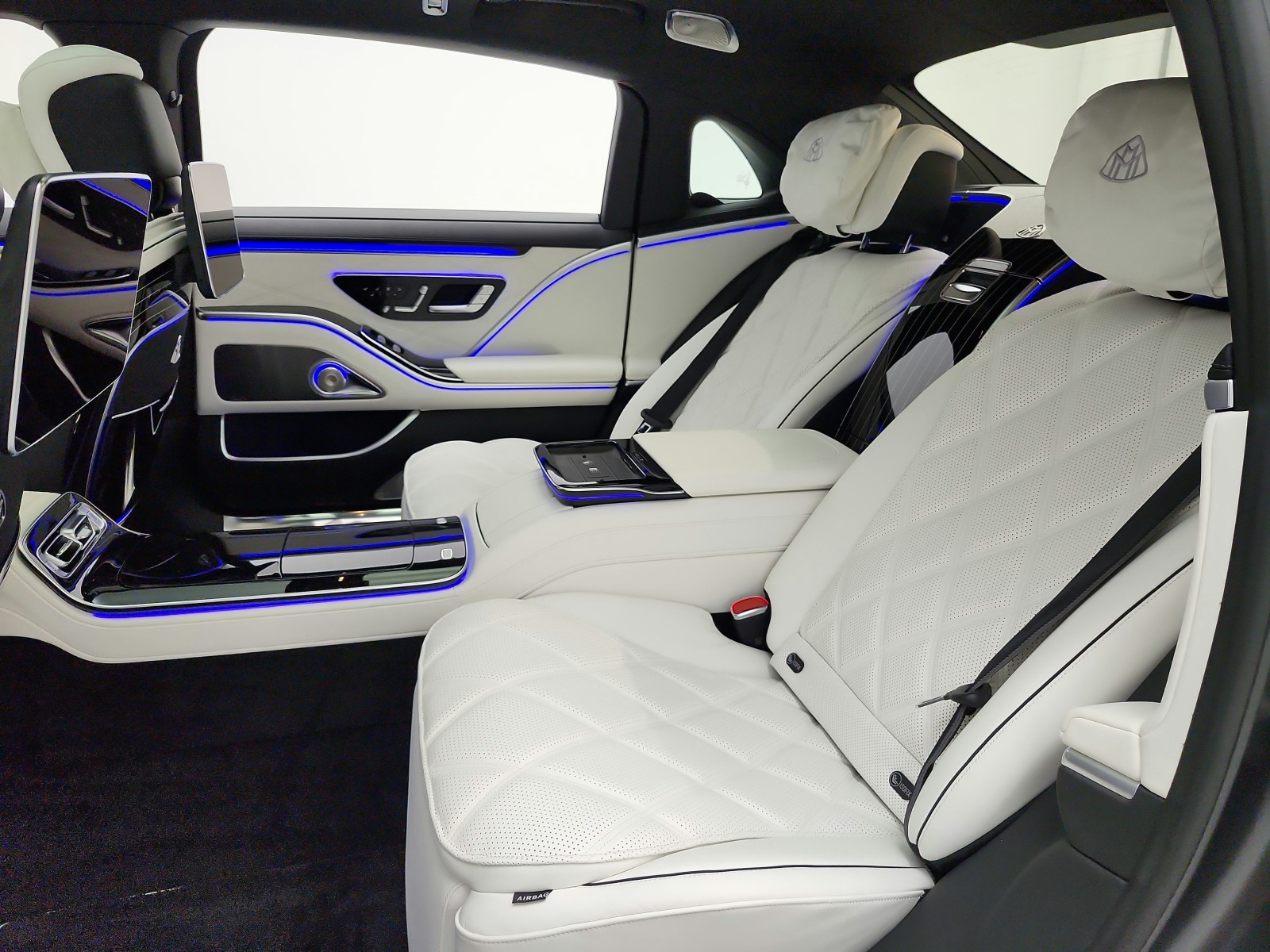 New 2026 MANUFAKTUR Graphite Grey Magno Mercedes-Benz Maybach S 580 image 11