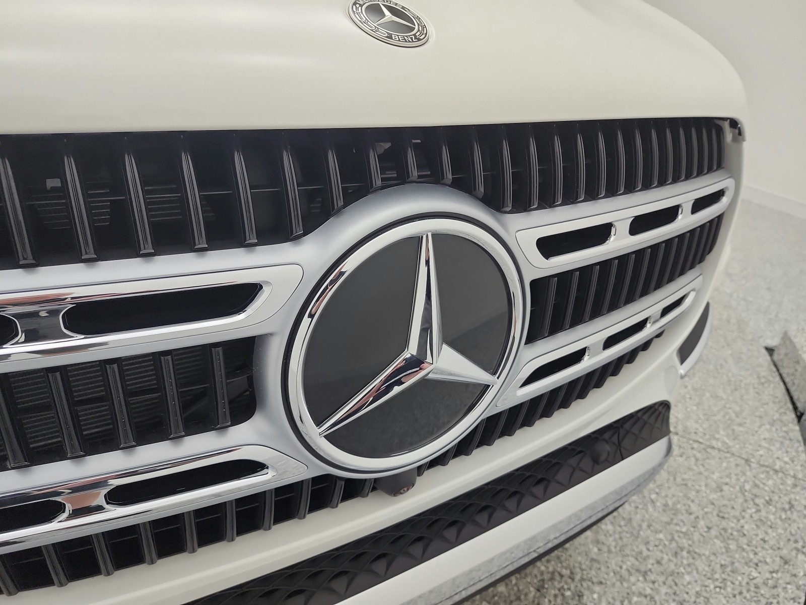 New 2026 Polar White Mercedes-Benz GLE 350 image 13
