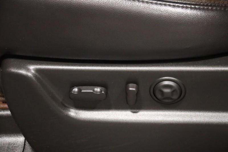 2011 Chevrolet Avalanche 4WD LTZ 4DR Truck in , 