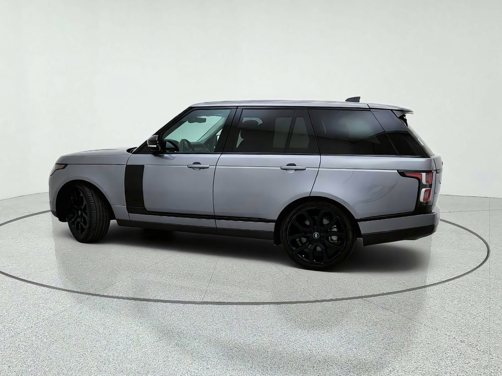 Used 2021 EIGER GREY Land Rover Westminster image 13