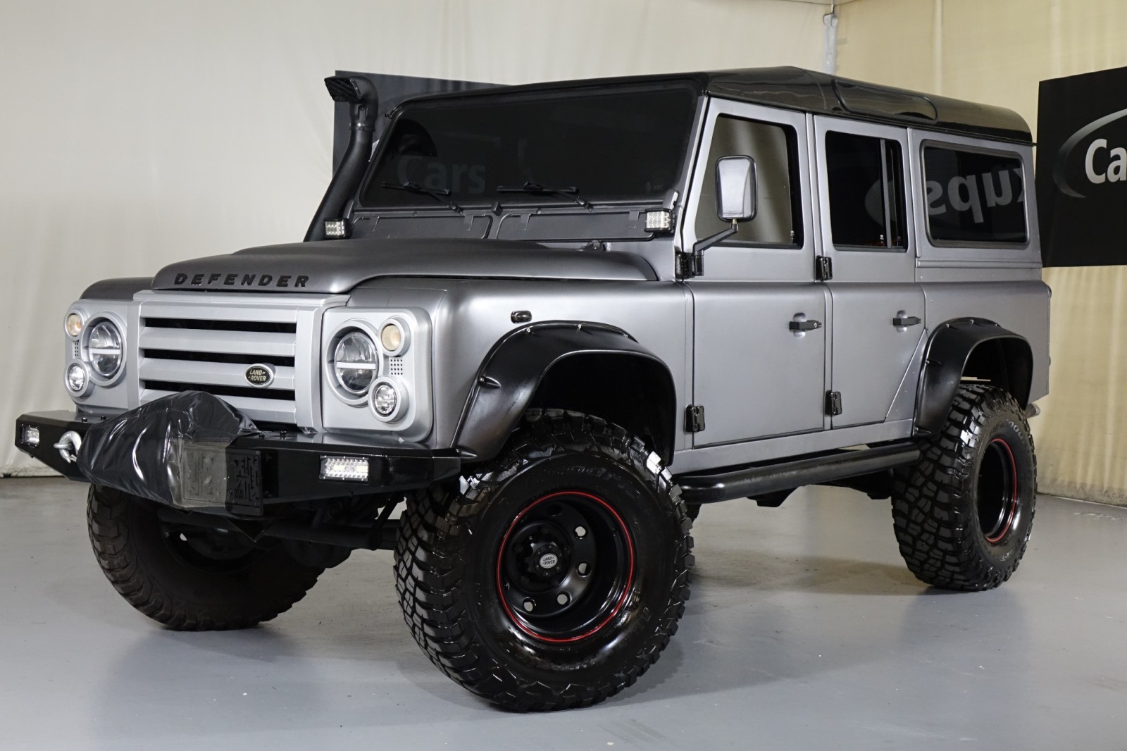 1993 Land Rover Defender 110 16