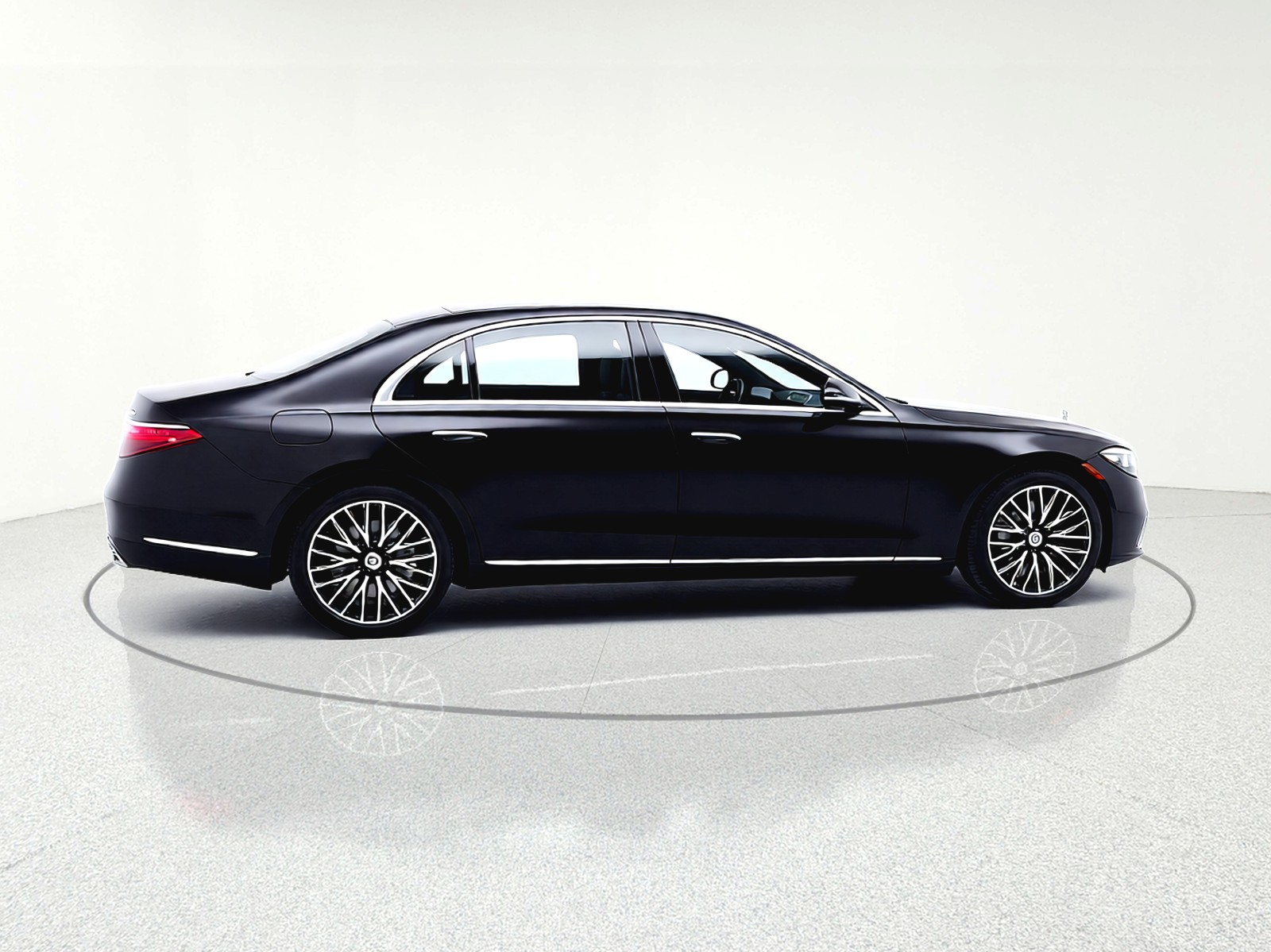 New 2026 Obsidian Black Metallic Mercedes-Benz S 500 image 12