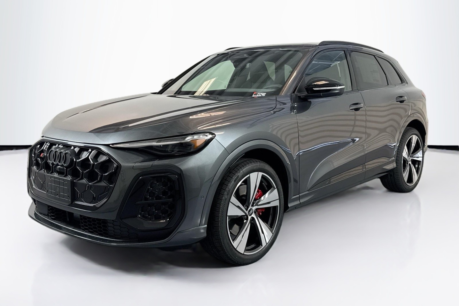 2025 Audi New SQ5 Premium Plus's photo