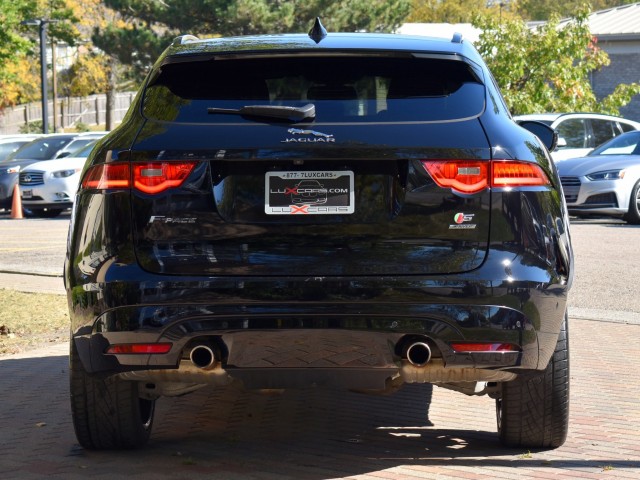 2017 Jaguar F-PACE S AWD Tech Pkg. Driver Assist Pkg. 22 Wheels Comfort & Convenience Pkg. Pano Roof Head Up Display MSRP $73,034 10