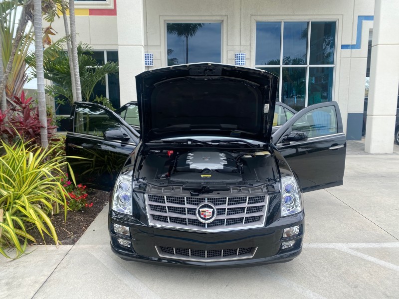 2008 Cadillac STS RWD 1 OWNERLOW MILES 39813 in , 