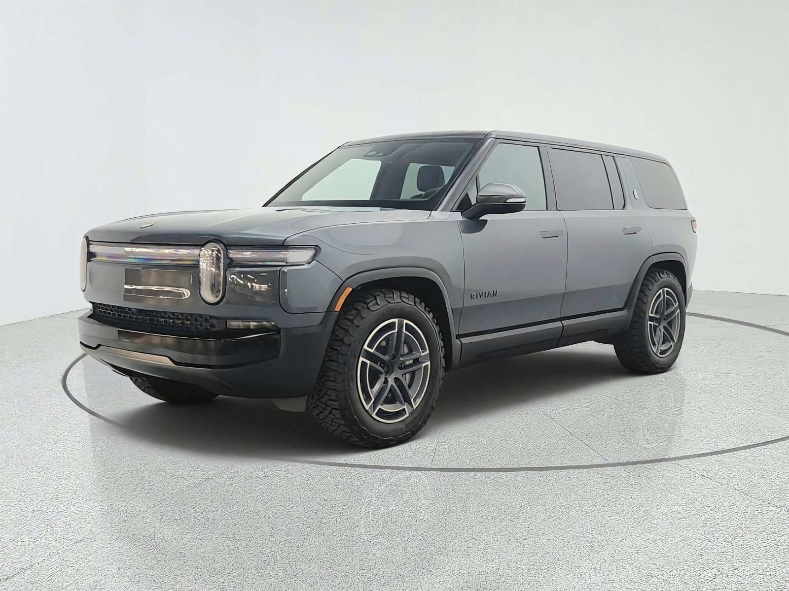 2025 Rivian R1S Adventure