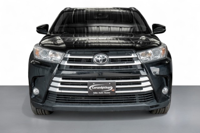 2017 Toyota Highlander XLE 3