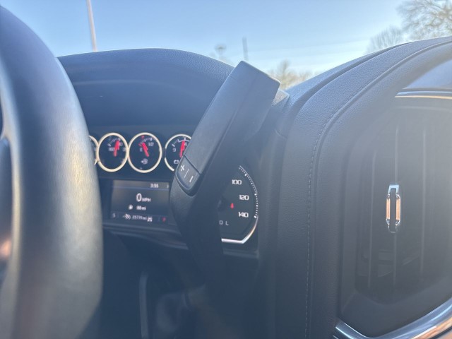 ChevroletSilverado 1500 LTD16