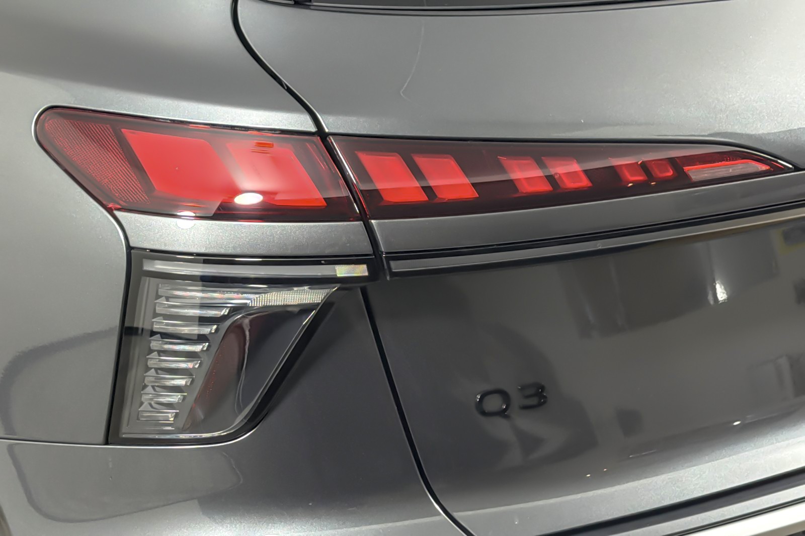 New 2026 Daytona Gray Pearl Effect Audi S line quattro image 26