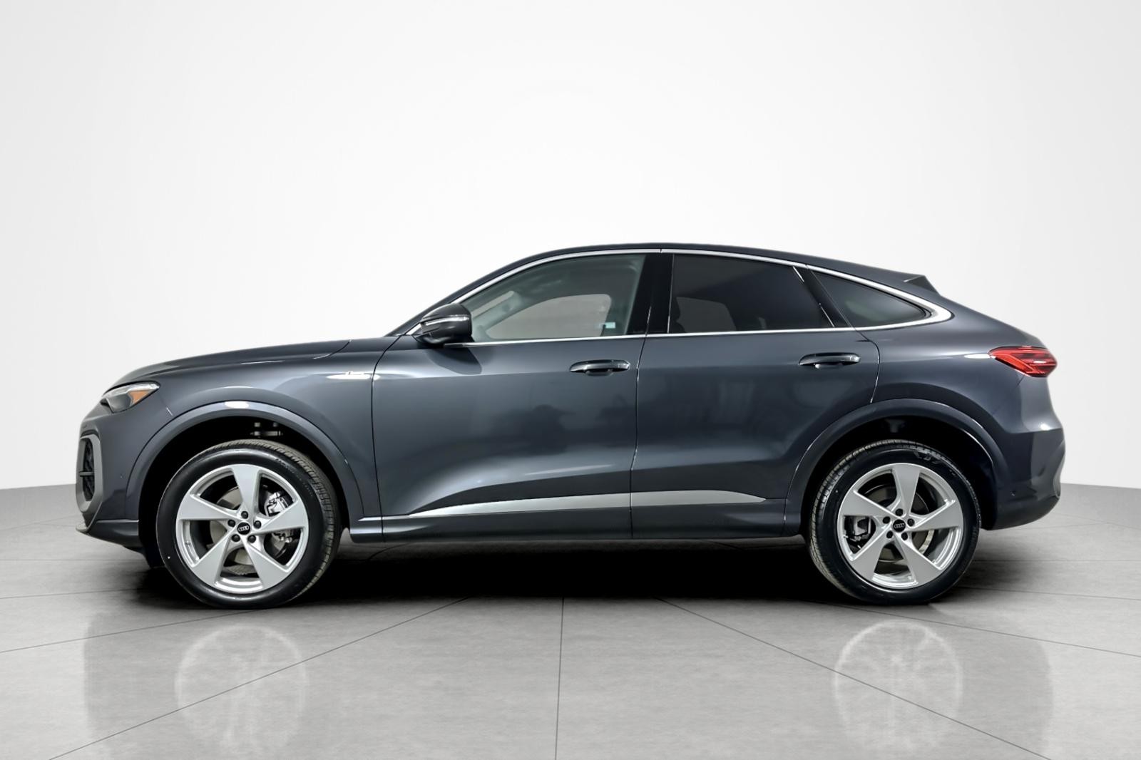 New 2026 Tambora Gray Metallic Audi Premium Plus 2.0 TFSI quattro image 3